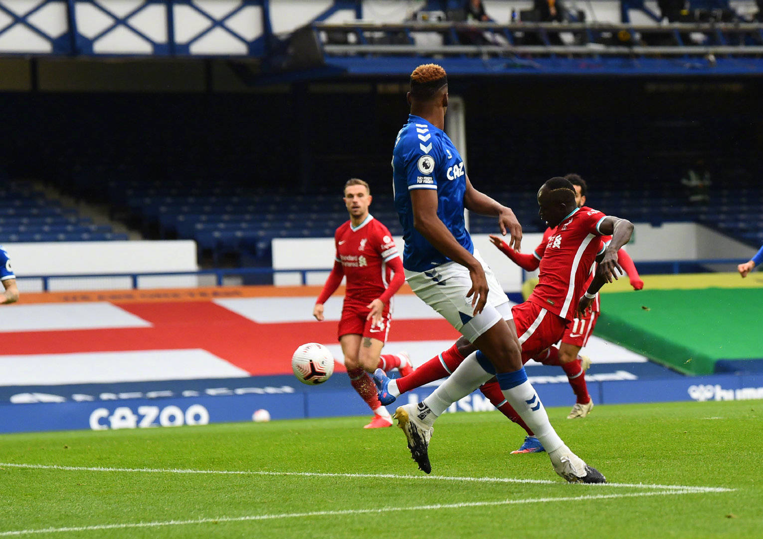 后场表现埋 后场表现埋